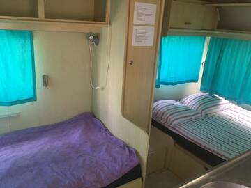 Фото номера Дом-фургон Кемпинги Oz Camping 2mai г. Доуэ-Май 2