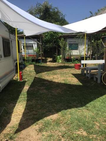 Фото номера Дом-фургон Кемпинги Oz Camping 2mai г. Доуэ-Май 9