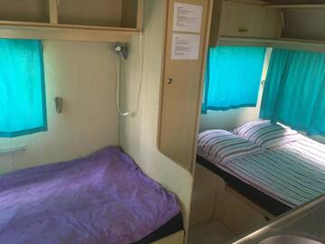 Фото номера Дом-фургон Кемпинги Oz Camping 2mai г. Доуэ-Май 7