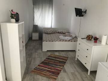 Фото номера Апартаменты - 1-й этаж Апарт-отели Casa Dada г. Доуэ-Май 22